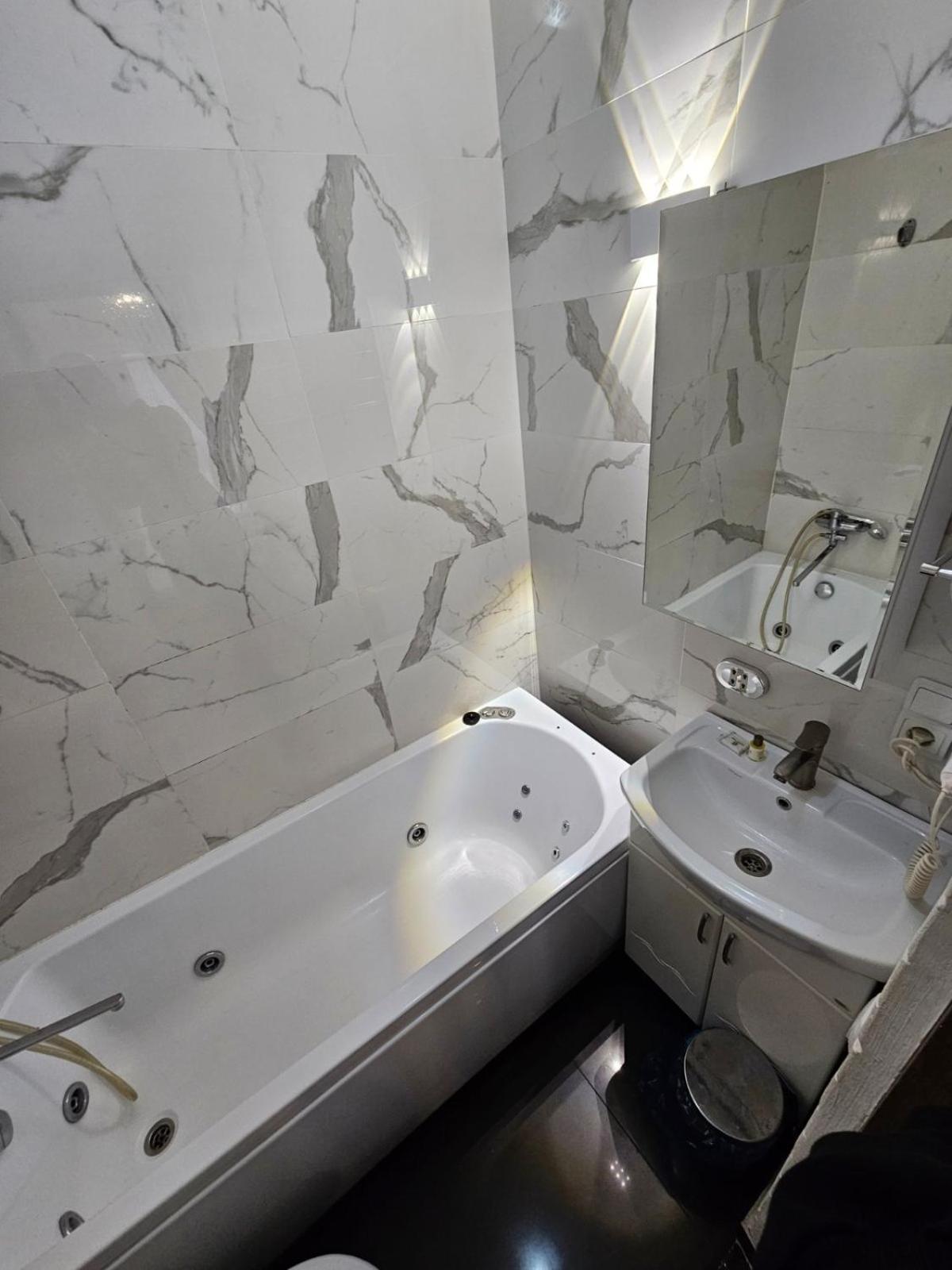 Bella Donna Hotel Chişinău Eksteriør billede